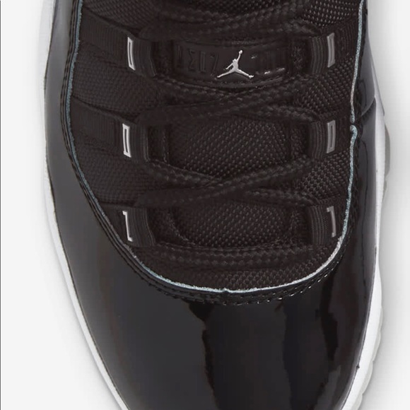 Air Jordan 11 jubilee main image 4